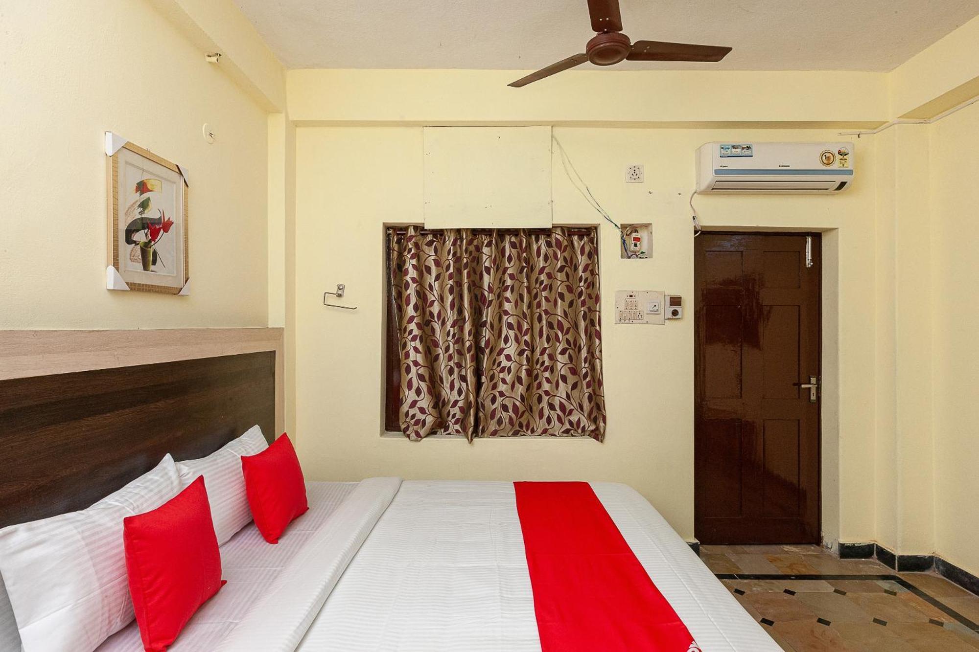 Collection O Ammayi Hotels & Resorts Tiruvannāmalai Esterno foto