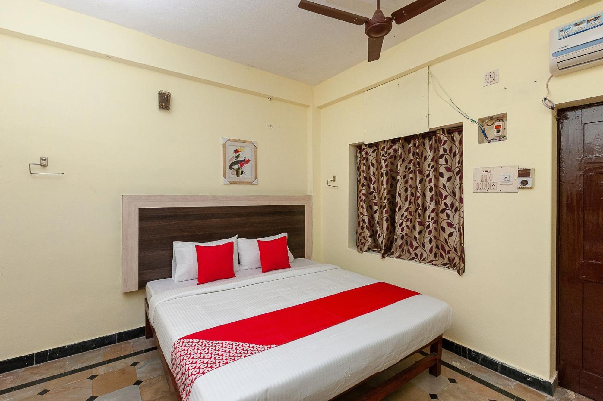 Collection O Ammayi Hotels & Resorts Tiruvannāmalai Esterno foto